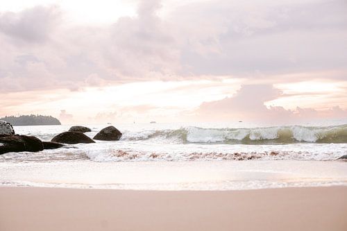 Sunset, on the beach in Thailand by Lindy Schenk-Smit