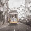 Tramway à Lisbonne sur Rene van Heerdt