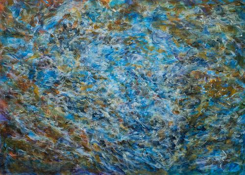 Reflection of moonlight on the water of the stream