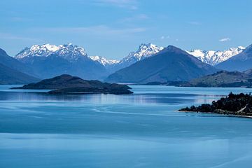 Het Wakatipumeer met de Zuidelijke Alpen, Nieuw-Zeeland van Christian Müringer