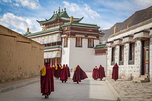 Het Labrang Klooster, Xiahe, China van Frank Verburg