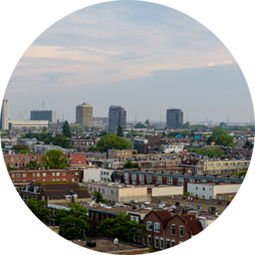 Breed panorama van de stad Rotterdam, Netherlands