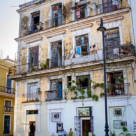 gebouw in cuba van Karin Verhoog