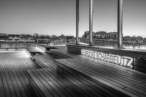 Scharbeutz nieuwe pier in zwart-wit