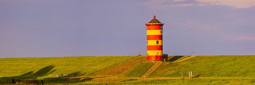 Panoramic photo of the Pilsum lighthouse