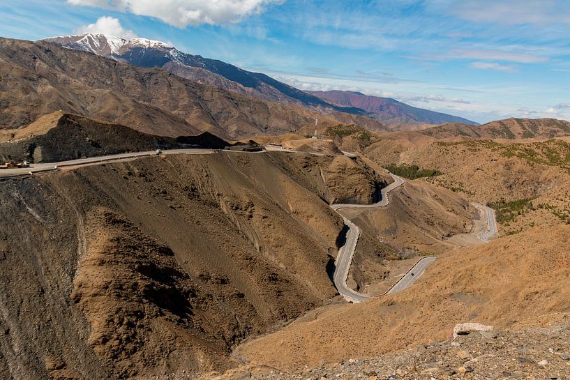 Bergweg door het Atlasgebergte von Hans de Waay