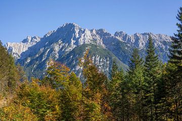 Karwendelgebirge im Herbst