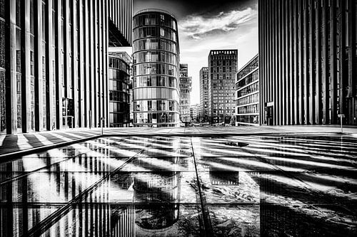 Düsseldorf Media Harbour gevels zwart-wit