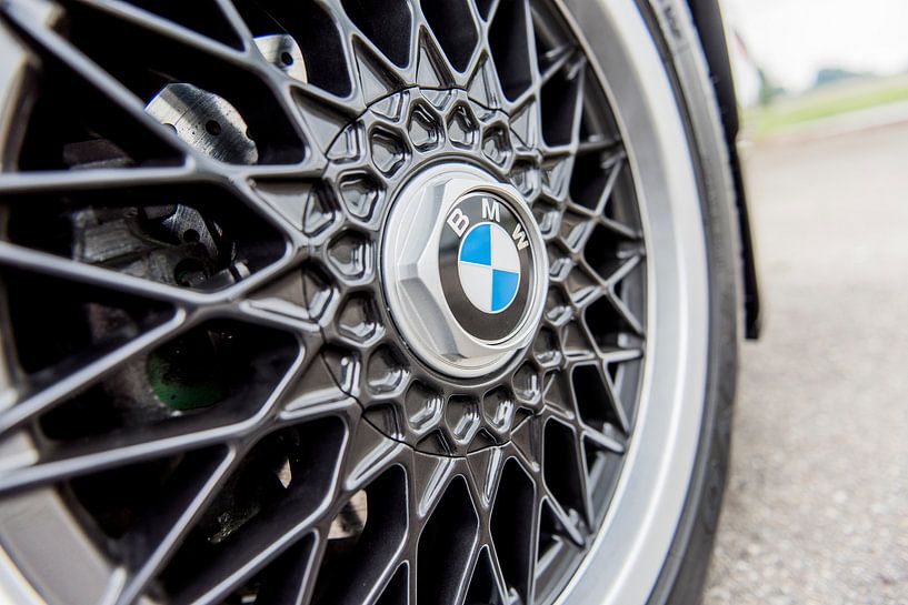 BMW e30 M3 S14 by Sytse Dijkstra