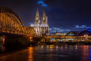 La gare centrale et la cathédrale de Cologne