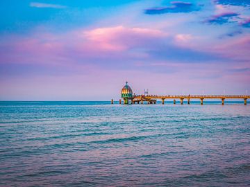 Mer Baltique avec coucher de soleil sur Mustafa Kurnaz