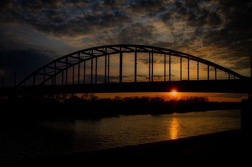 John-Frost-Brücke in Arnheim von Comitis Photography & Retouch