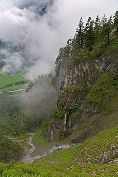Tussen de wolken in de Alpen