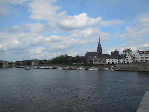 Maastricht vanaf de brug