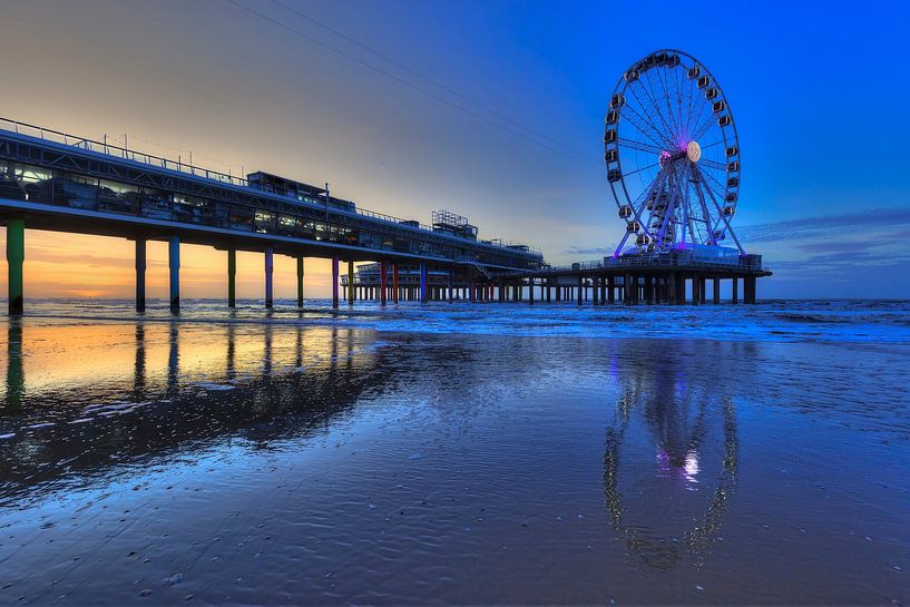 Magnifique coucher de soleil sur la jetée de Scheveningen et la grande roue par Rob Kints