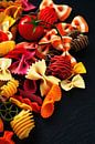 Des nouilles colorées sur la table par Tanja Riedel Aperçu