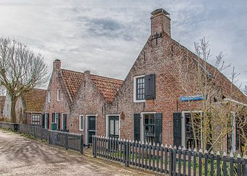 Dorpje in Friesland van Hans Dikken