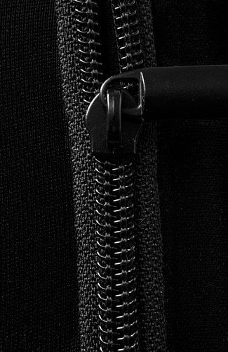 Nahaufnahme eines Reißverschlusses von Evelien Brouwer