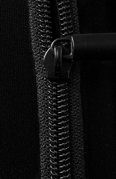 Close up van een rits van Evelien Brouwer