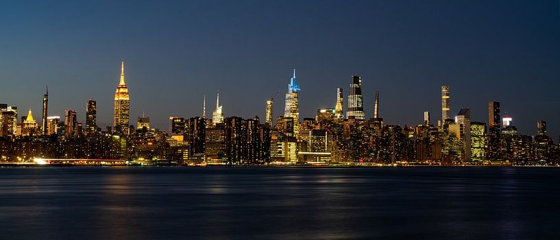 Manhattan by night von Stefan Havadi-Nagy
