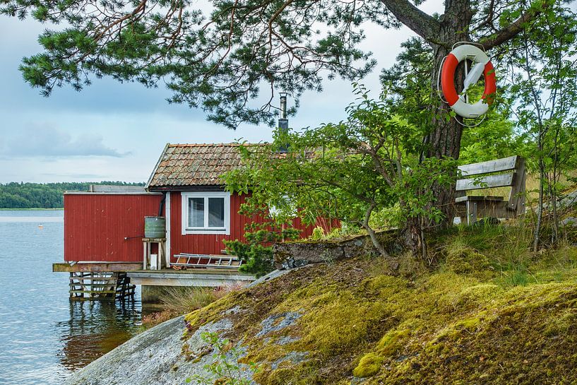Archipelago on the Baltic Sea coast in Sweden by Rico Ködder
