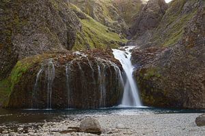Islande, cascade de Stjornarfoss