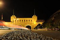 Muscat Gate Museum bij nacht
