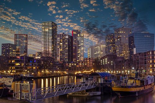 De Leuvehaven in Rotterdam bij zonsondergang