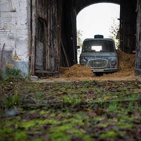 The abandoned van by Ben van Sambeek