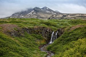 Wasserfall in Sveitarfelagid Hornafjordur von Ab Wubben