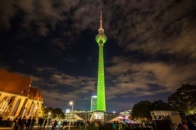 Der Berliner Fernsehturm in besonderem Licht von Frank Herrmann