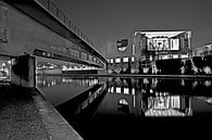 Nocturnal, mysterious silence on the Spree in Berlin by Silva Wischeropp thumbnail