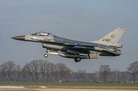 KLu F-16 Fighting Falcon (J-017) van 312 Squadron. van Jaap van den Berg thumbnail