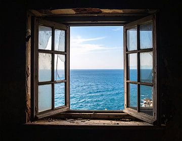 Lost Places Huis op het strand van Mustafa Kurnaz
