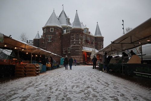 Nieuwmarkt in de winter 2