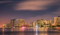 Waikiki Beach - Honolulu - Hawaii van Henk Meijer Photography thumbnail
