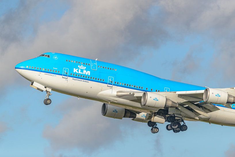 Take-off KLM Boeing 747-400M City of Dubai. by Jaap van den Berg
