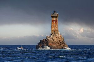 Leuchtturm Phare de la Vieille vor der Pointe du Raz, Bretagne