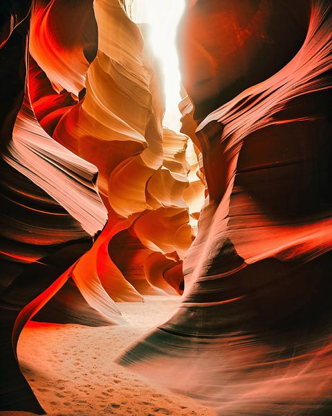 In the red canyon by fernlichtsicht