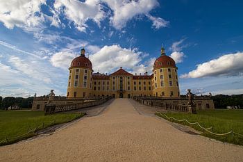 Schloss Moritzburg - Architektur In Symmetrie