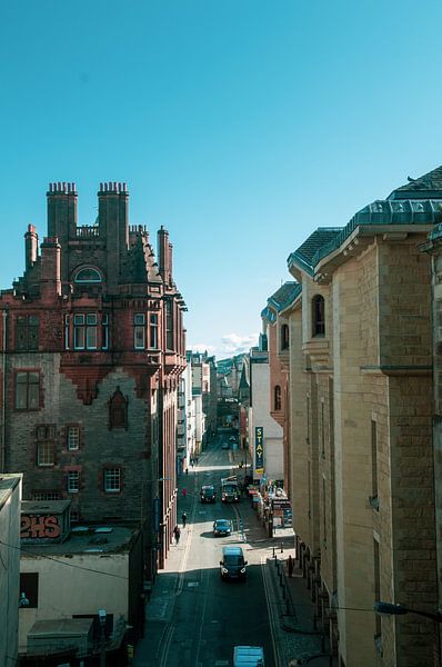 Edinburgh by Hello Pompoyo