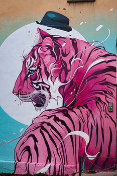 Pinker Tiger