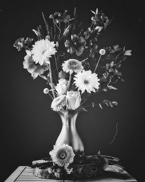 Stilleven bloemen zwart/wit van WeVaFotografie