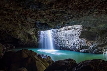 Natural Bridge van Marcel Saarloos