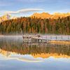 Ochtend bij het Stazer meer in het Engadin in Zwitserland van Michael Valjak