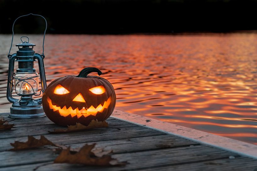 Halloween pumpkin in the sunset by Marc-Sven Kirsch