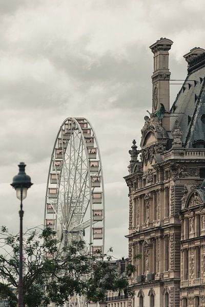 Paris off course by Huib Vintges