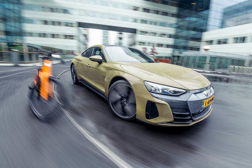 Audi e-tron GT &amp; Gazelle N01 Geschwindigkeit von Sytse Dijkstra