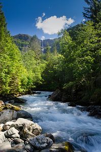 Wasserfall Elvadalen in Norwegen