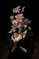 Selbstporträt mit Blumen (Inkognito)